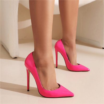 Scarpe col tacco a spillo con tacco fucsia neon per la festa